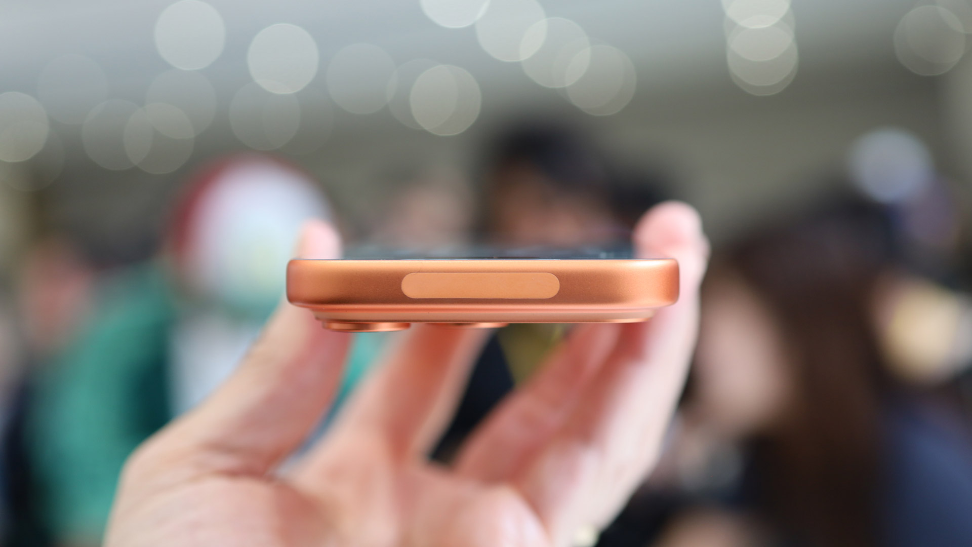 Apple iPhone 17 Pro HANDS ON