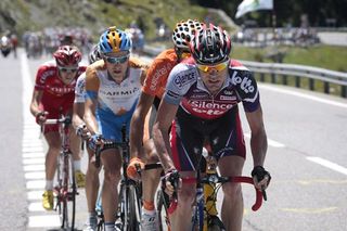 Cadel Evans (Silence-Lotto) leads the escape group.