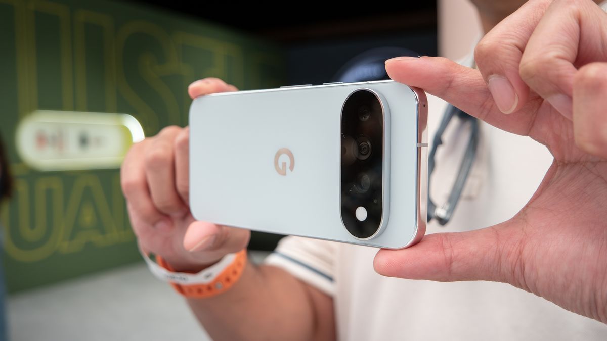 Google Pixel 11 Pro hands-on.