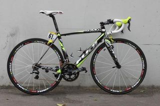 Pro Bike: Denis Menchov’s Geox-TMC Fuji Altamira