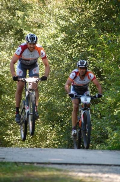 Darrin Braun (airborn) and teammate Chris Peariso (Adventure 212 / Specialized) having another great race at the WORS Reforestation Ramble.