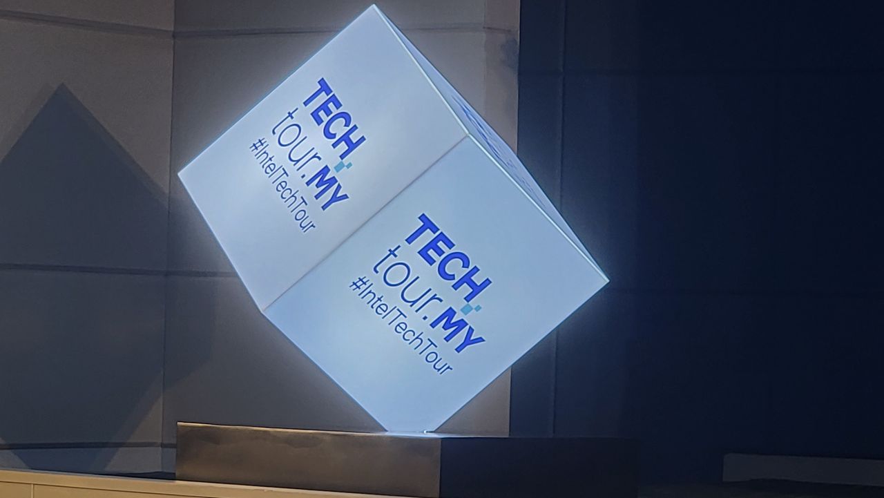 Intel Packaging