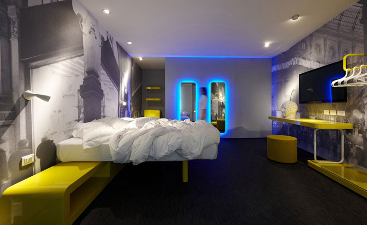 TownHouse Street Milano Duomo — Milan, Italy - bedroom