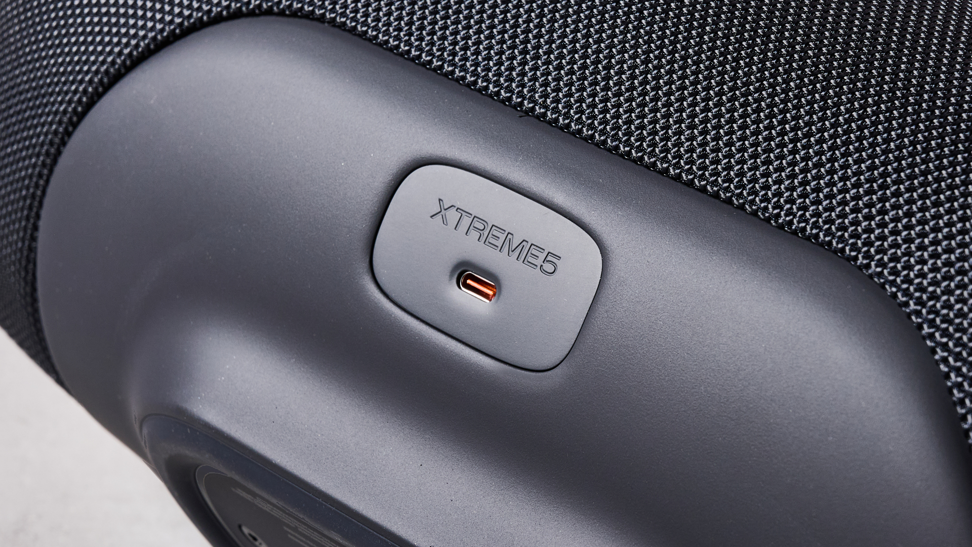 JBL Xtreme 5 USB-C port