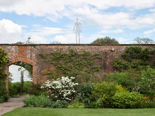 Antony Gormley, White Cube at Arley Hall, until 29 August 2022,