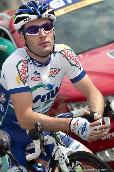 Jonathan Hivert (Saur-Sojasun) awaits the start of stage 1.