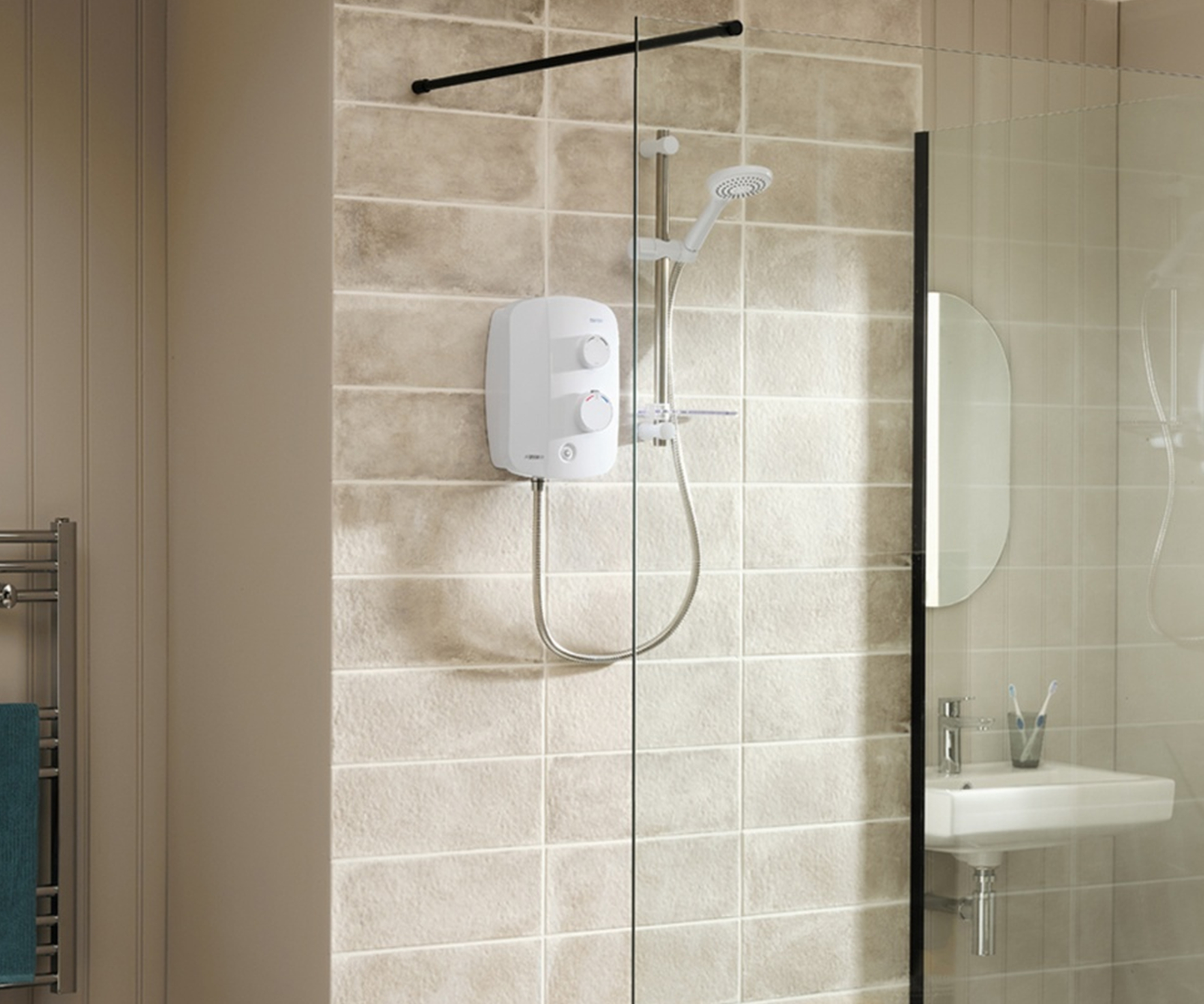 thermostatic shower on wall