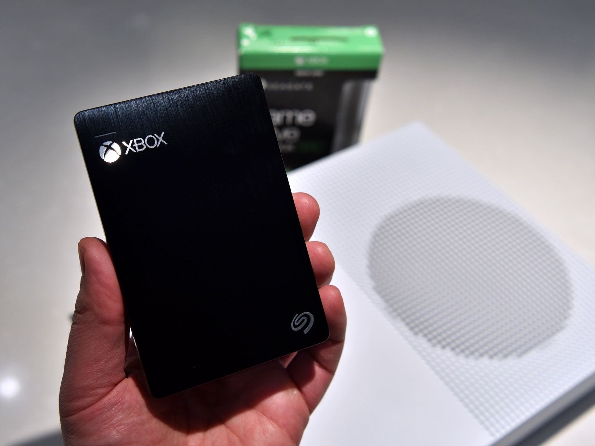 Is an SSD or HDD better for an Xbox One external hard drive? | Windows ...