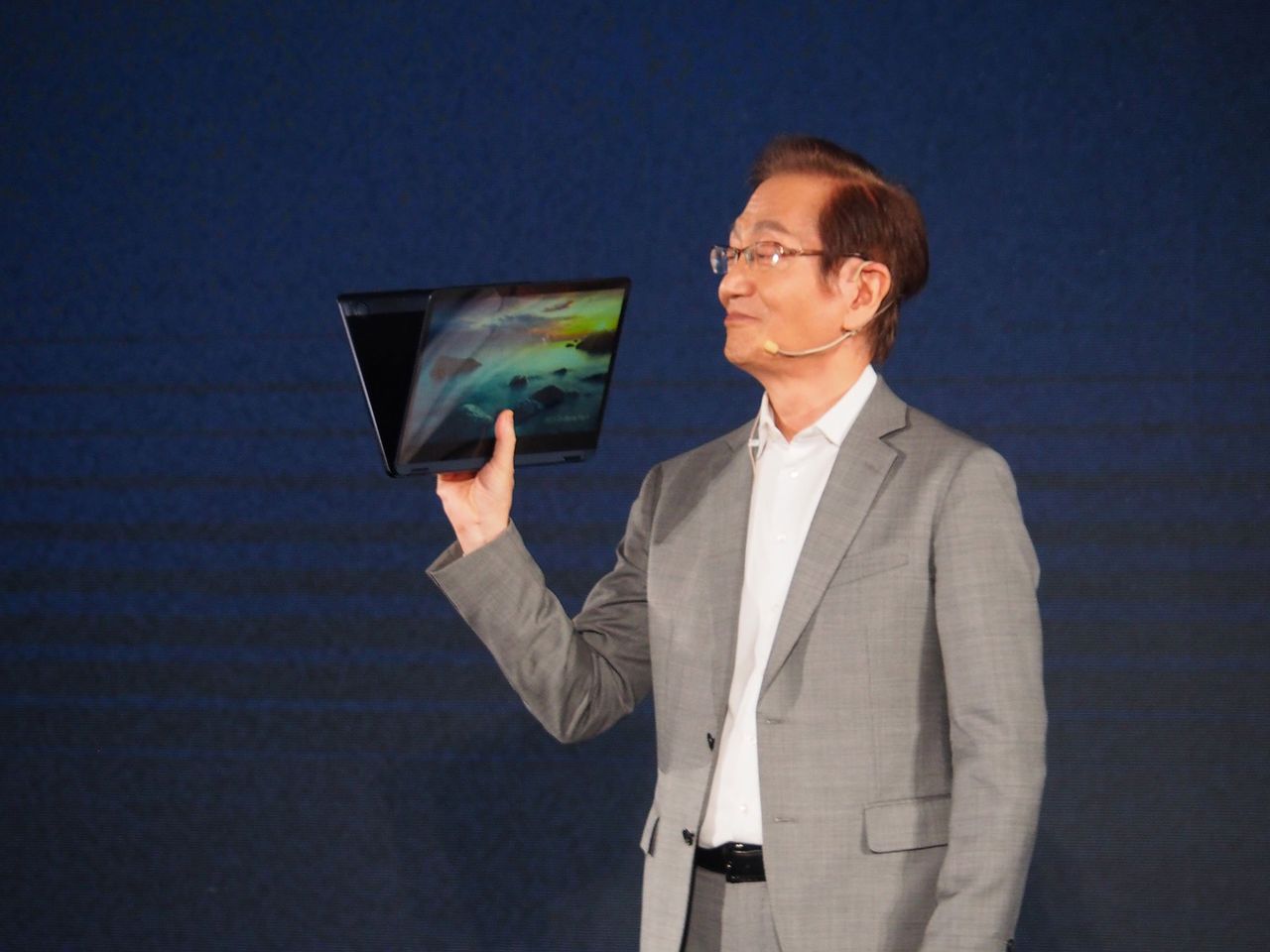 ZenBook Flip S