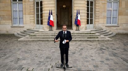 Outgoing French Prime Minister Sebastien Lecornu, who submitted his government's resignation to the French President this morning, delivers a statement at the Hotel Matignon in Paris, on October 6, 2025. France's President Emmanuel Macron on October 6, 2025 accepted Prime Minister Sebastien Lecornu's resignation, the presidency said, plunging the European nation further into political deadlock. Macron named Lecornu last month to the post, but the largely unchanged cabinet lineup he unveiled late October 5, 2025 was met with fierce criticism across the political spectrum.