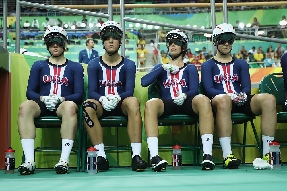 Team USA await their women's team pursuit heat