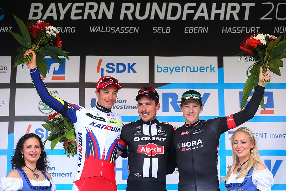 Rudiger Selig (Katusha), John Degenkolb (Giant-Alpecin) and Sam Bennett (Bora Argon 18)