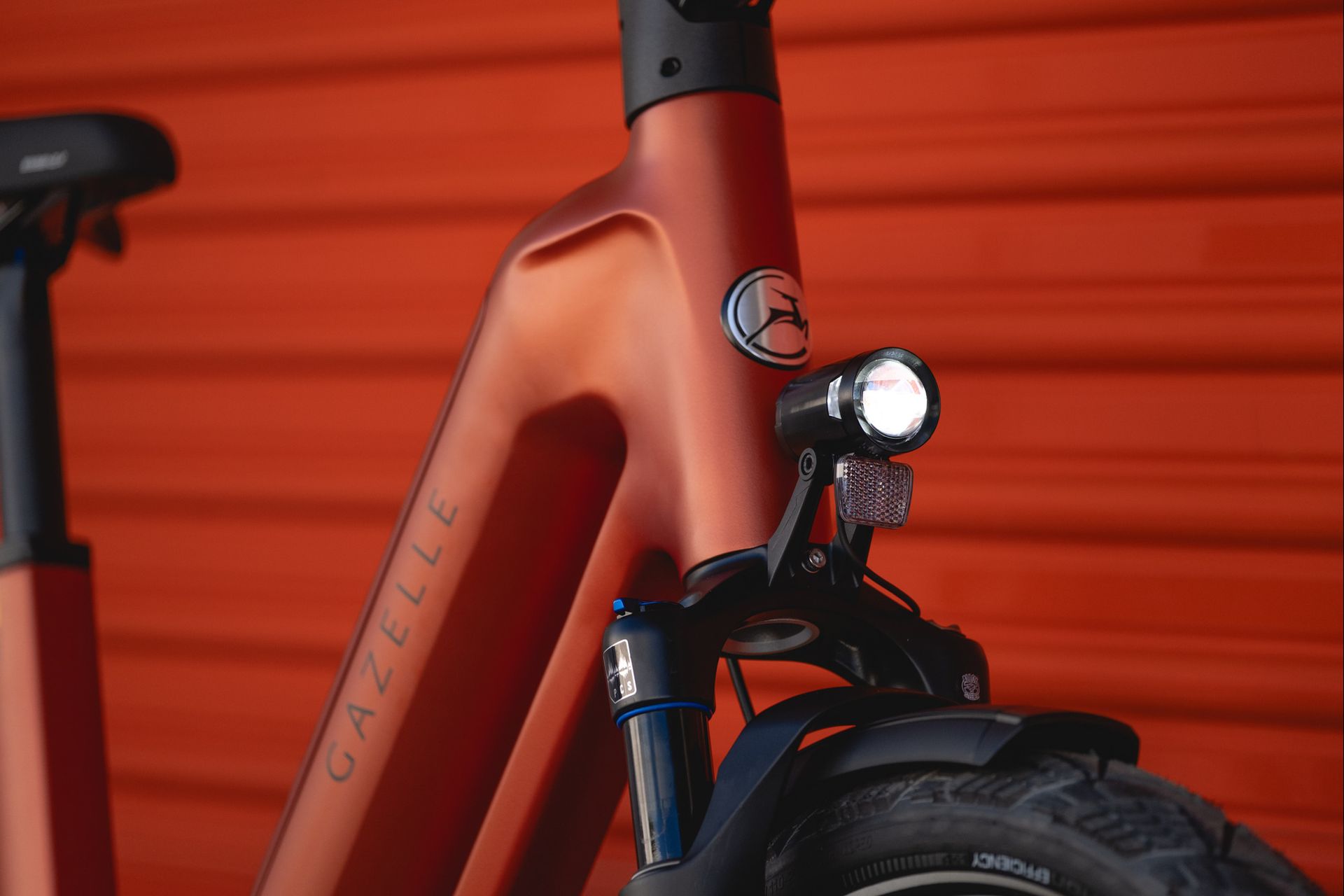 The front integrated light of an Eclipse e-bike