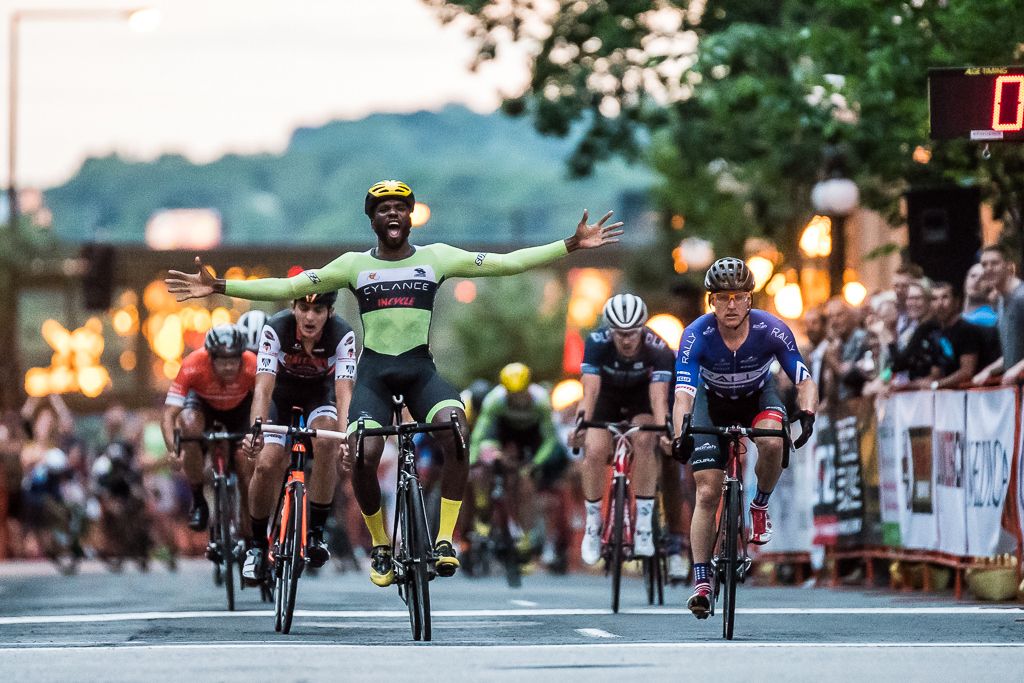 Justin Williams (Cylance-Cannondale Pro Cycling) was the first one out of the corner and took it all the way to the line for the stage 2 win ahead of Brad Huff (Rally Cycling)