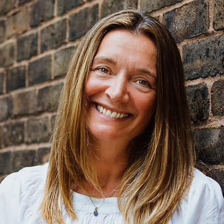 Lisa Johnson's avatar