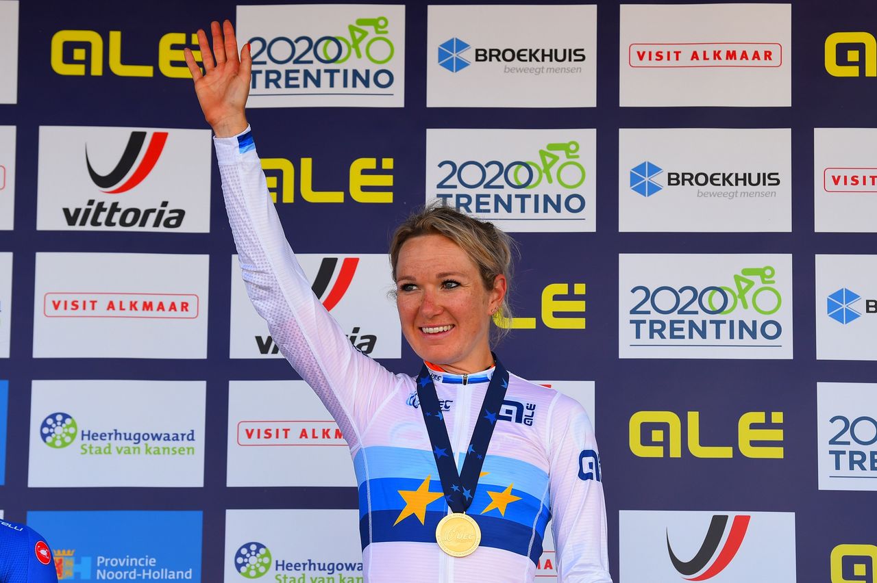 Amy Pieters pulls on the European champion's jersey