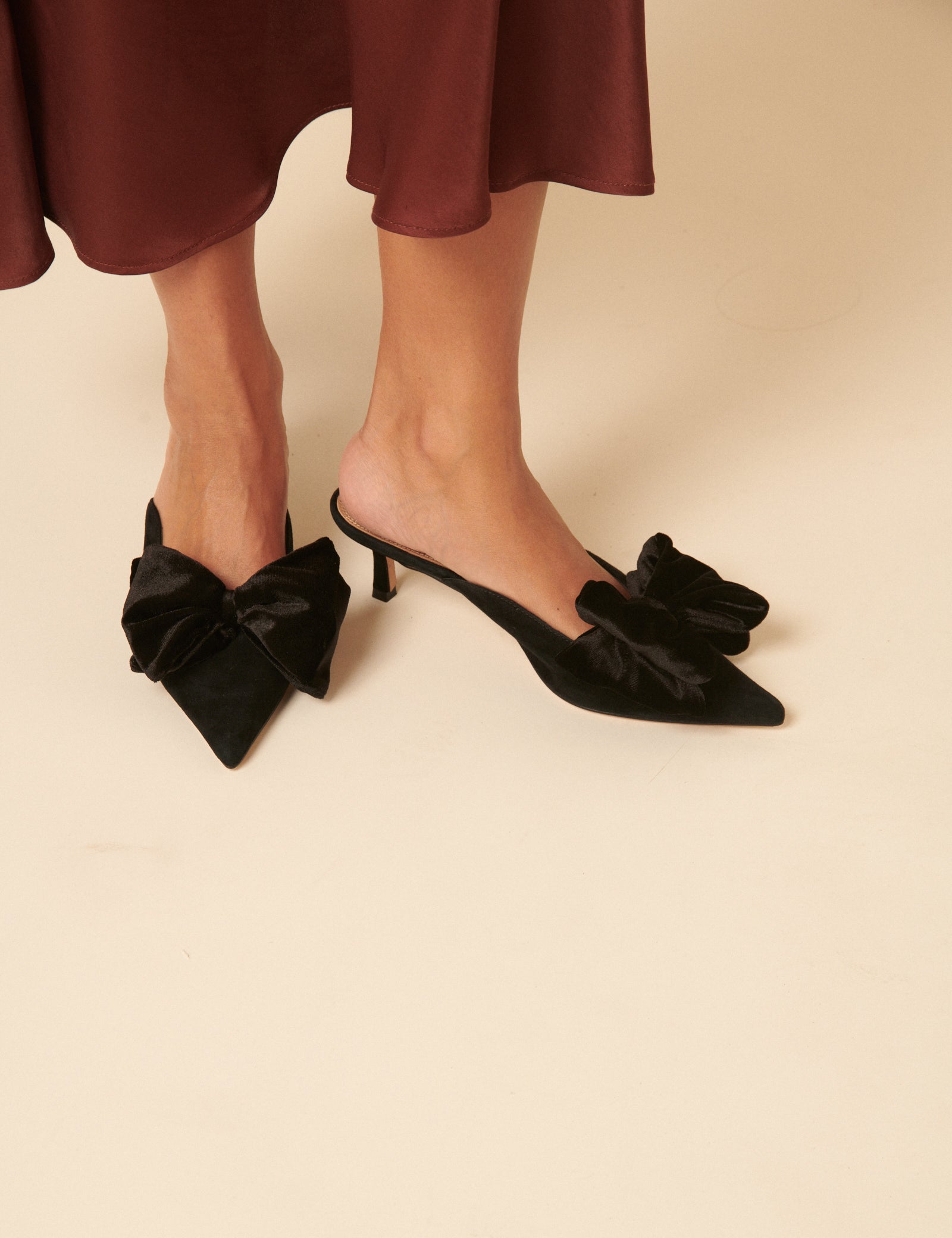 Black Bow Kitten Heel