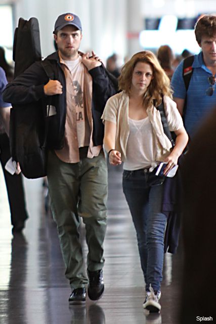 Robert Pattinson &amp; Kristen Stewart stop hiding romance - Rob, Kristen, R-Patz, K-Stew, spotted, together, airport, LAX, Montreal, kissing, Twilight, see, pics, pictures, best moments, couple, public, relationship, Marie Claire