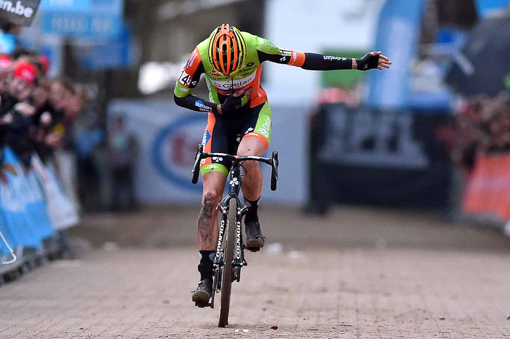 Wout Van Aert celebrates his 2016 Belgian cyclo-cross title.