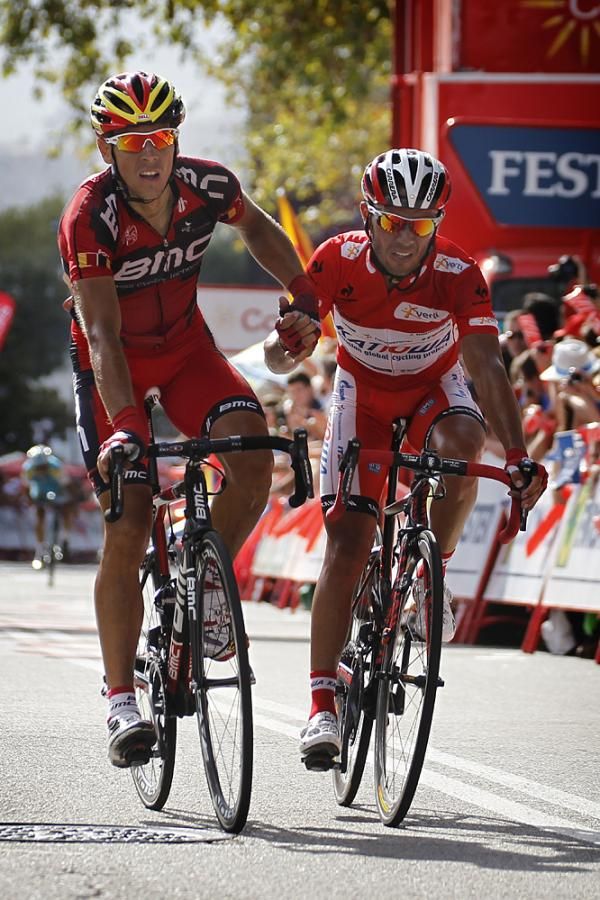 Philippe Gilbert (BMC) wins the sprint over Joaquim Rodriguez