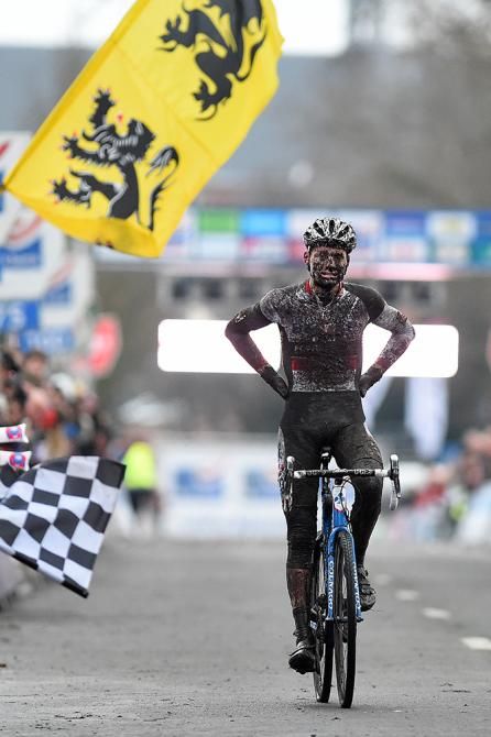 Mathieu van der Poel crosses the line at Bpost Bank Trofee Azencross.