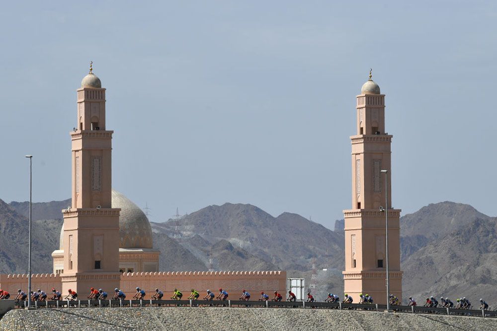 The peloton race through stage 2 of the Tour of Oman