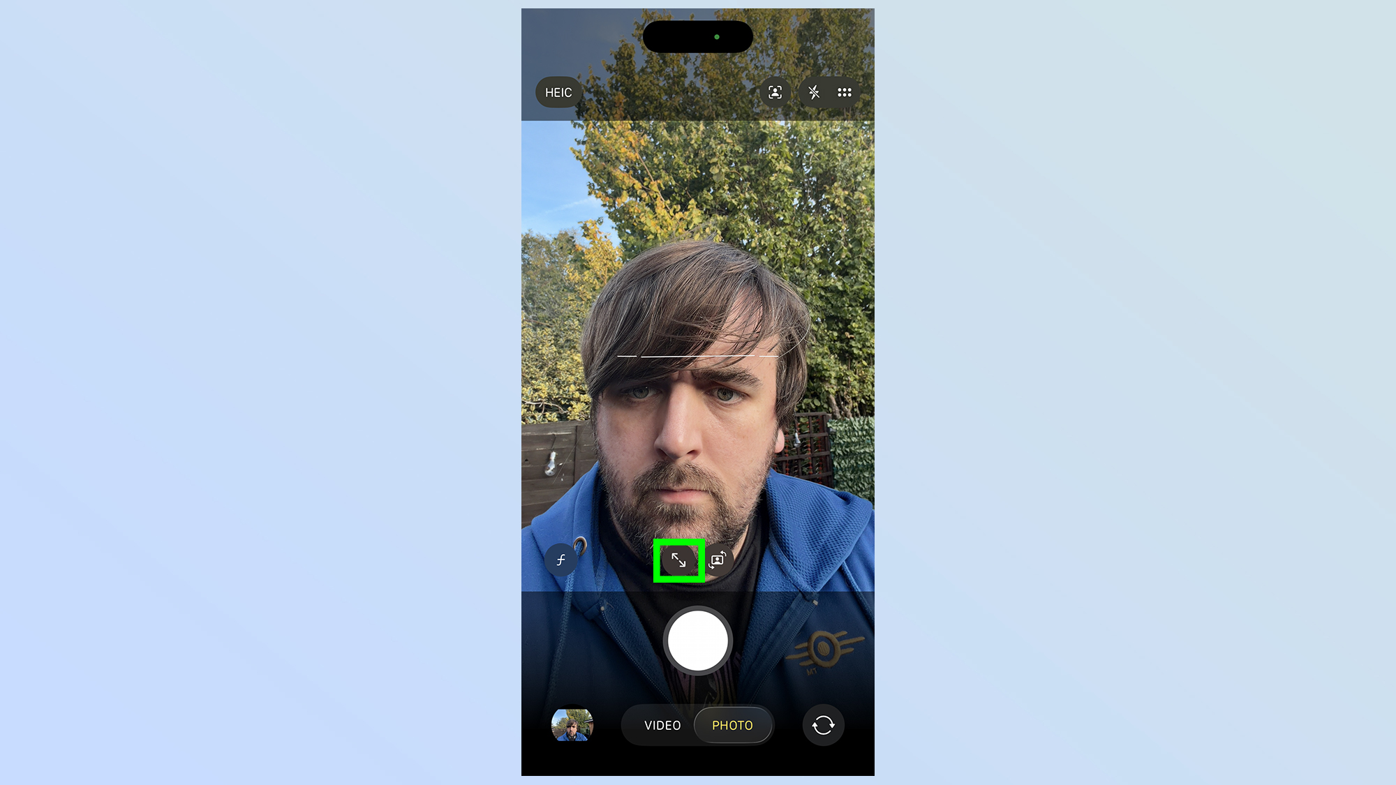 how to use the iphone 17 center stage camera