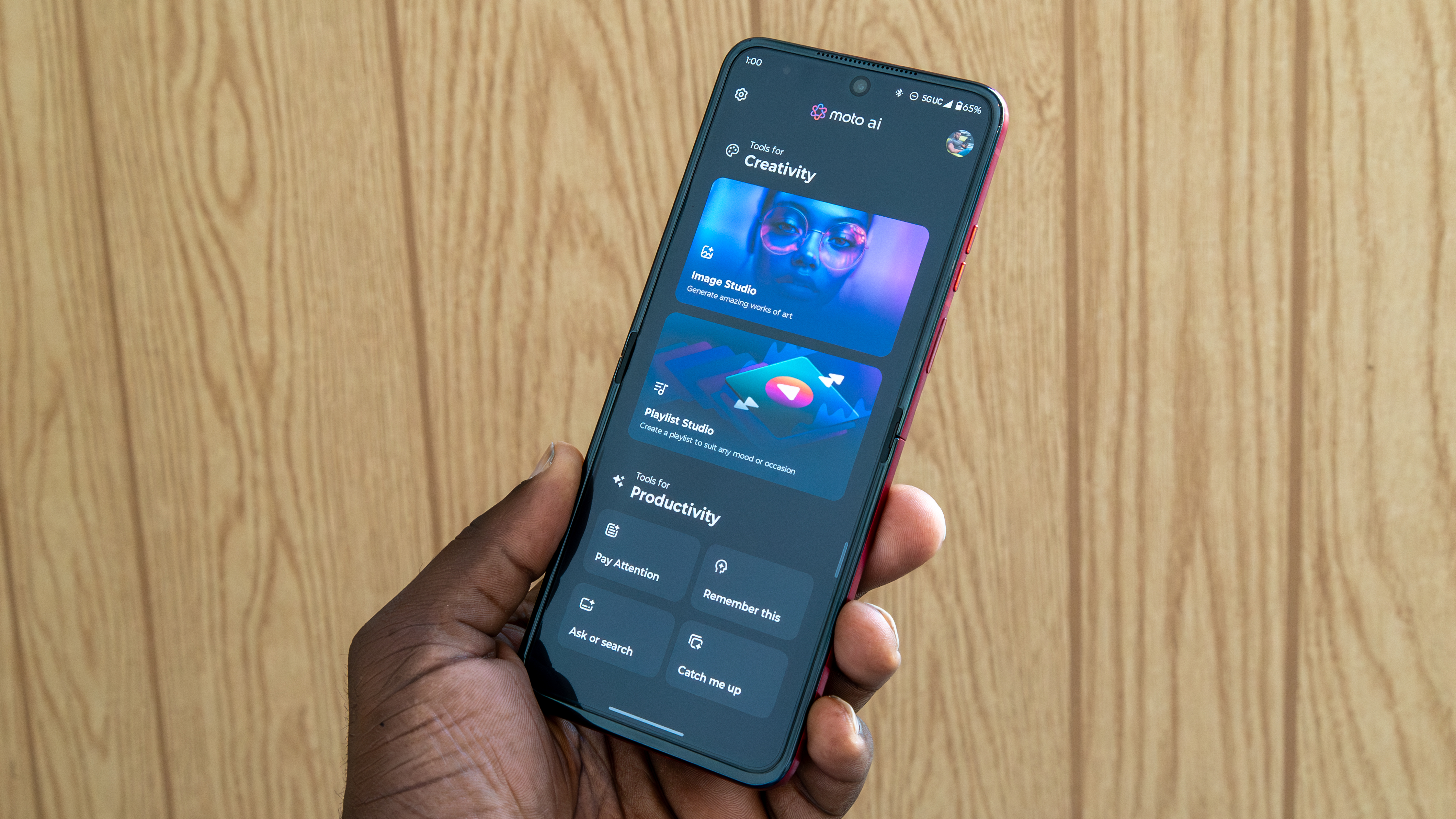 The Moto AI app on the Razr Ultra 2025