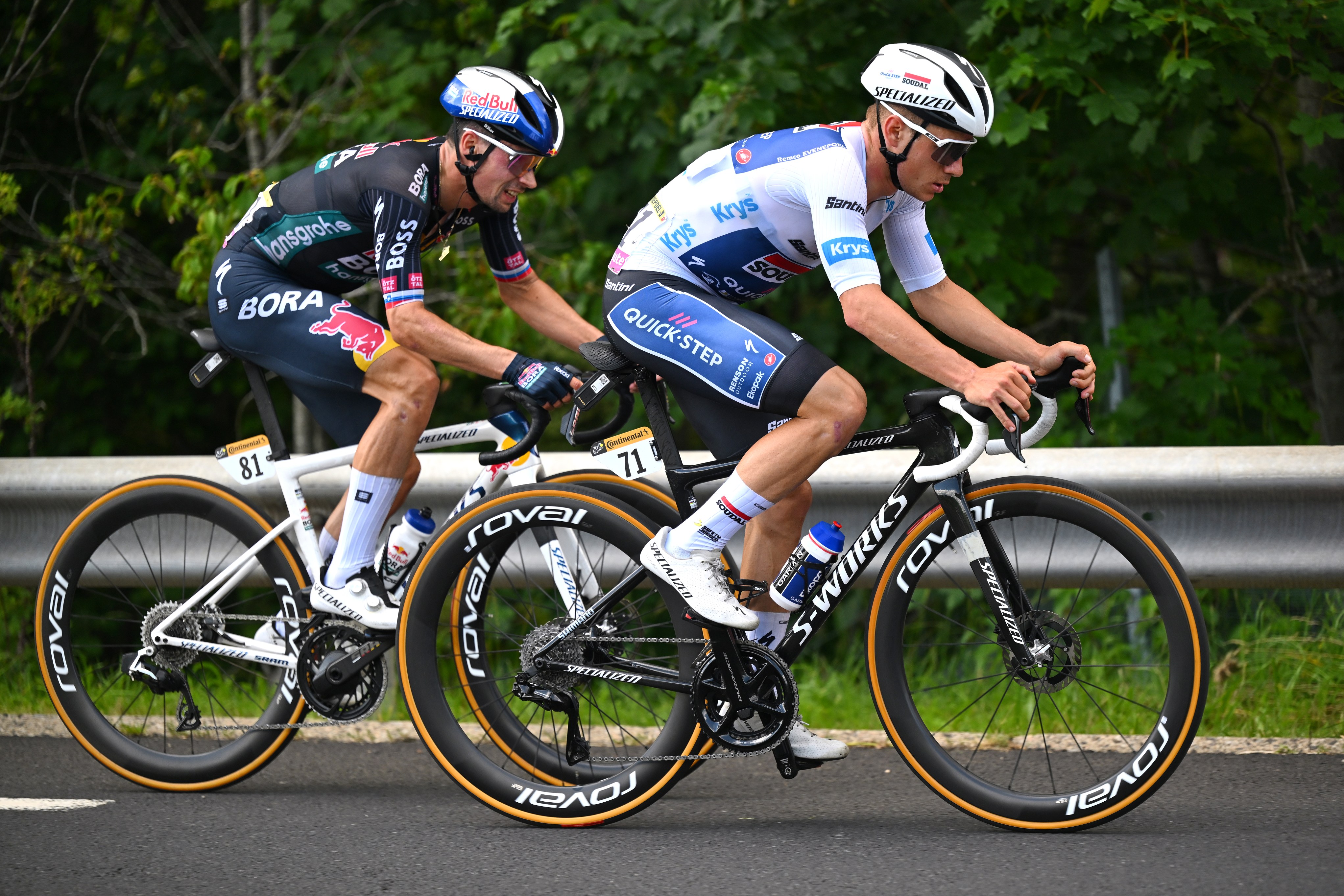 Primoz Roglic and Remco Evenepoel riding together at the Tour de France