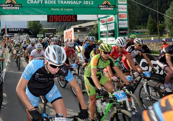 Racers roll out to start stage 7