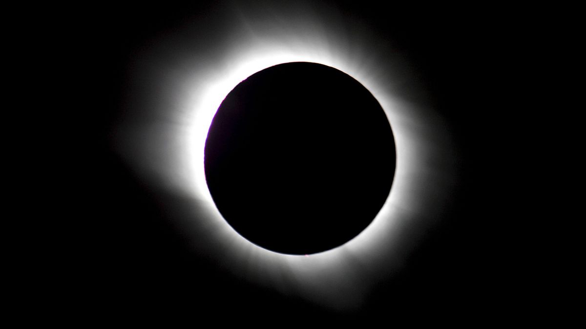 Christopher Columbus to Thailand's Kings: 11 Curious Eclipse