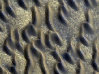 Dusty, Glass-Rich Sand Dunes on Mars