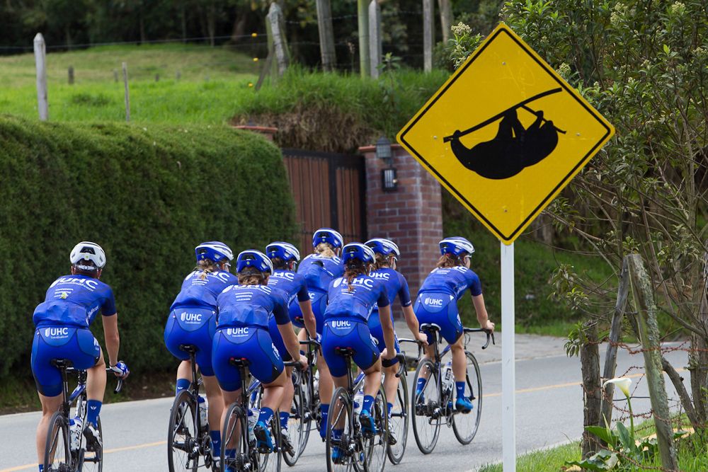 The traffic signs are a bit different in Colombia.