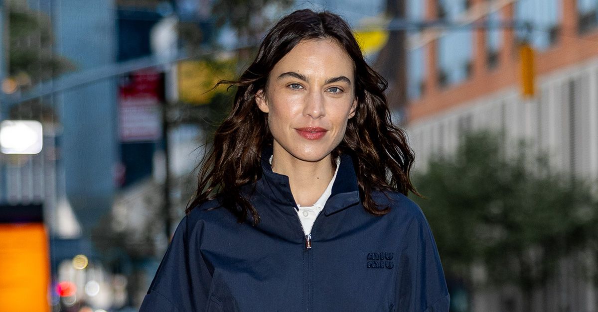 Alexa Chung Just Wore a Spring 2026 It Accessory Alexa Chung Just Wore a Spring 2026 It Accessory