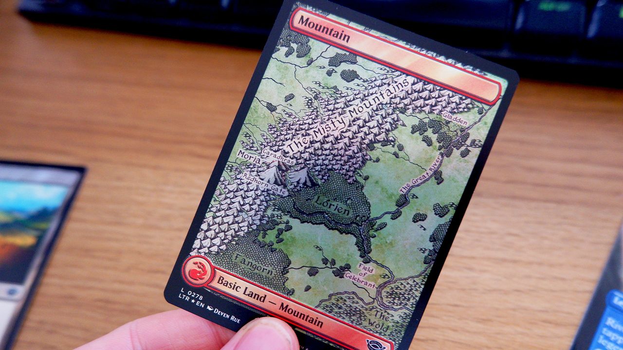 Magic: The Gathering LotR land cards