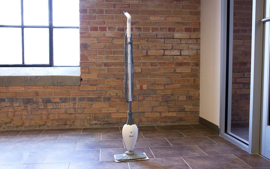 The floors were relatively dry after we used the Light 'n' Easy.