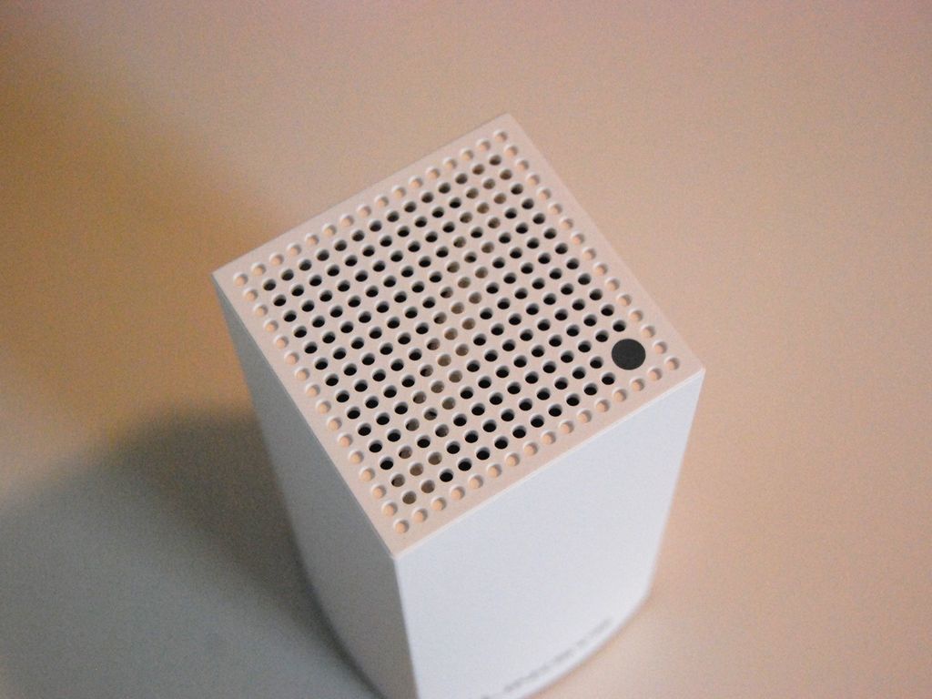 Linksys Velop dual-band mesh router review: More Wi-Fi for less money ...