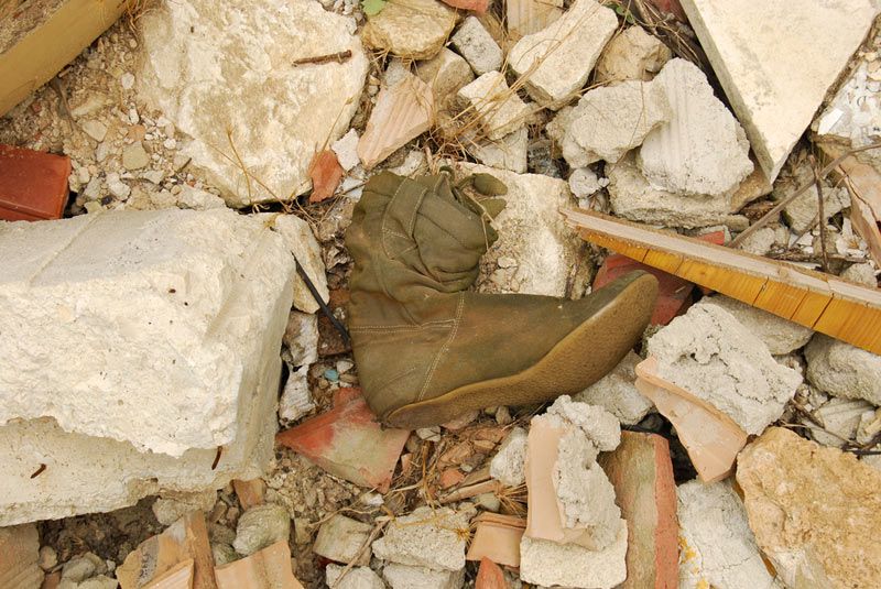 destruction from the L&#039;Aquila earthquake in Italy