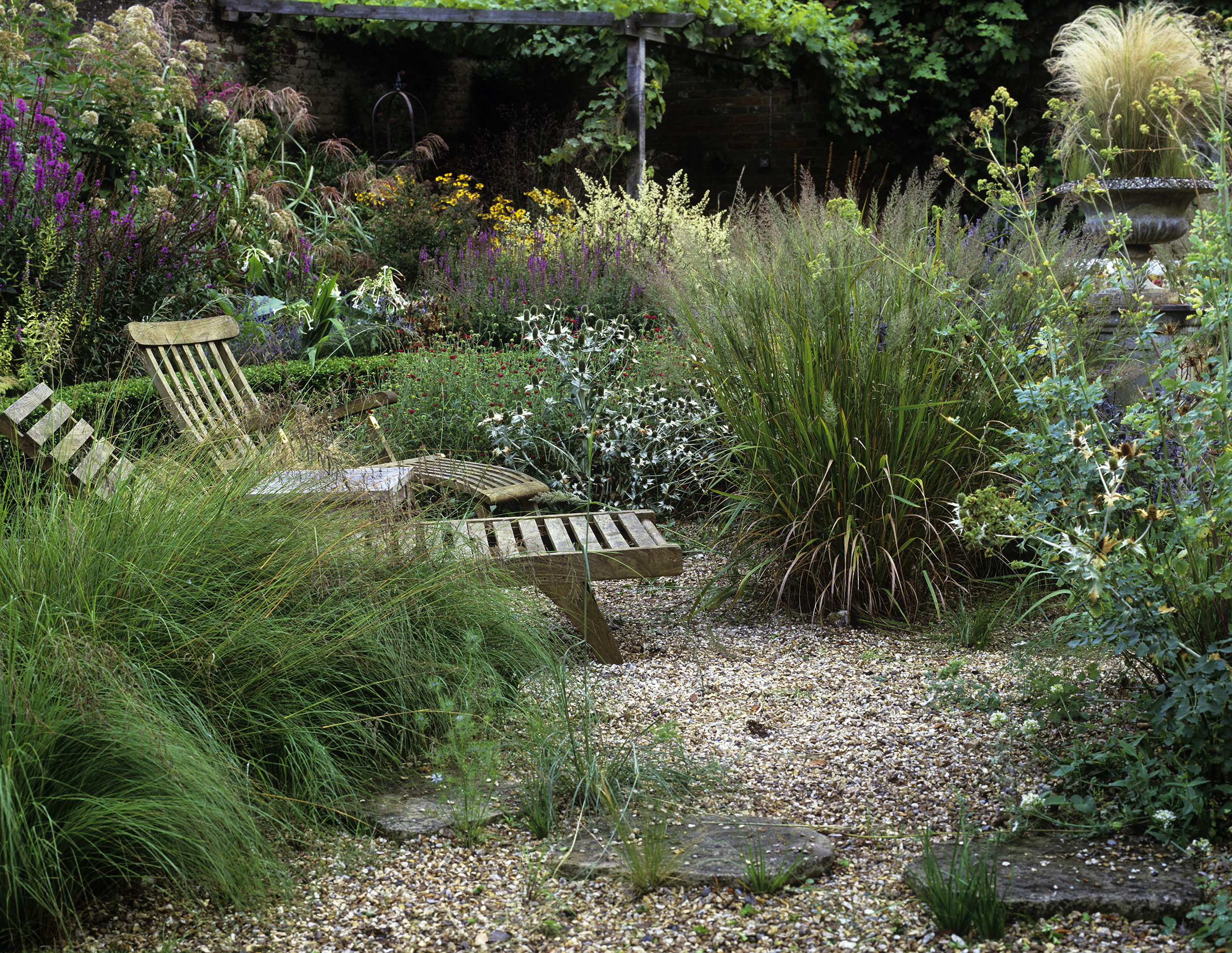 small gravel garden ideas uk