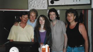 Blue Weaver, Dave Cousins, Mary Hopkin, Brian Willoughby and Chas Cronk in 1993