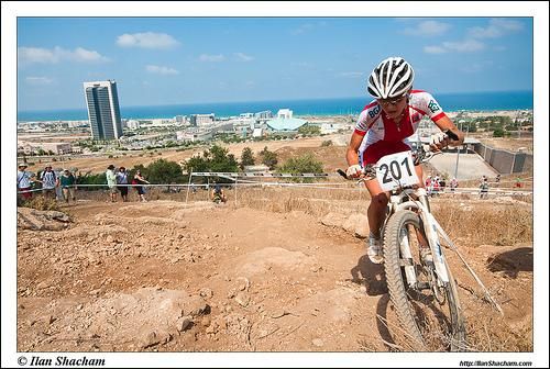 Maja Wloszczowska (Poland) on her way to second place