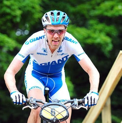 Carl Decker (Giant) met with a group of riders and Scott Tedro about carrying on the national series tradition