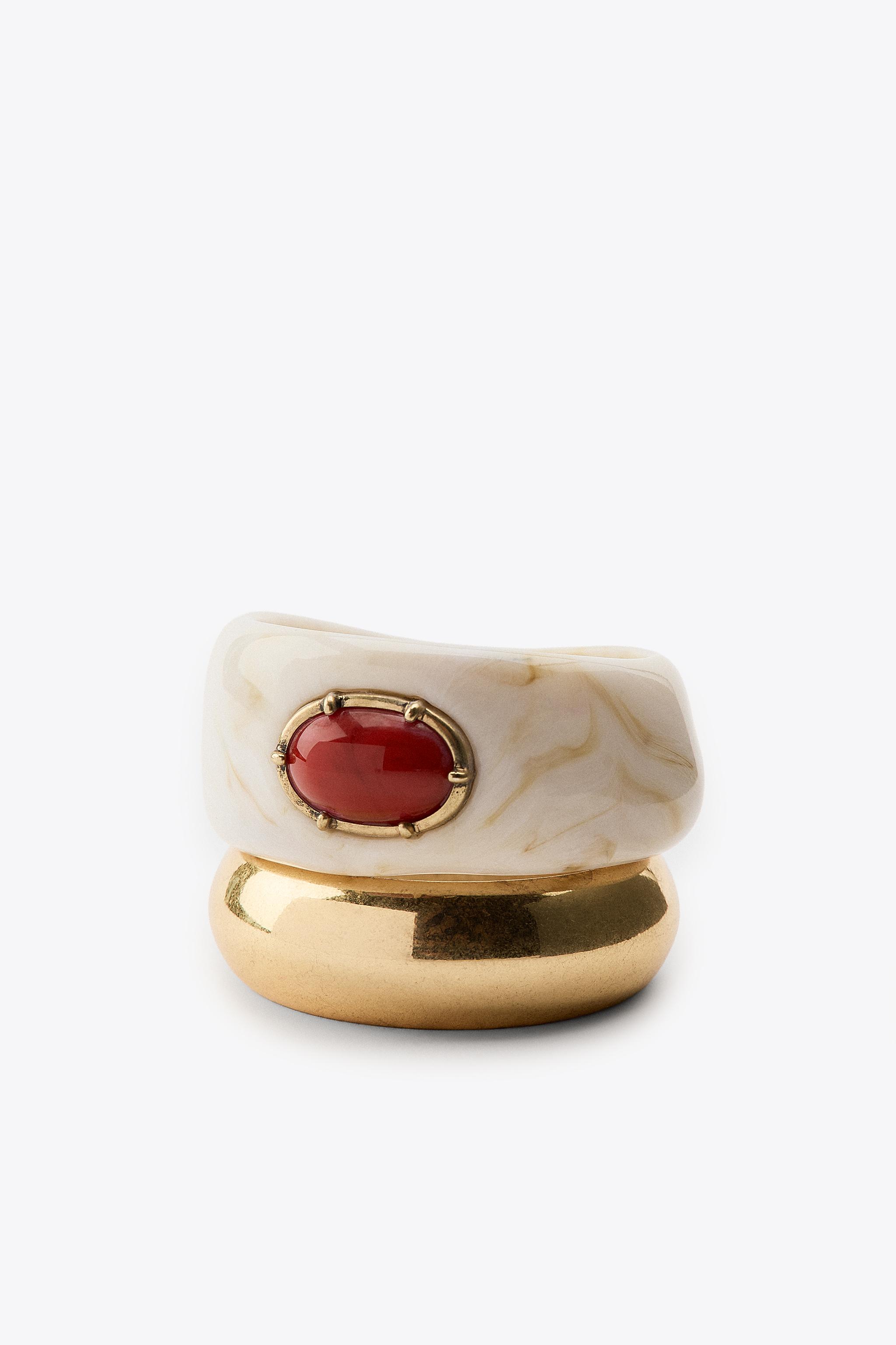 Pack of Resin and Metal Bracelets