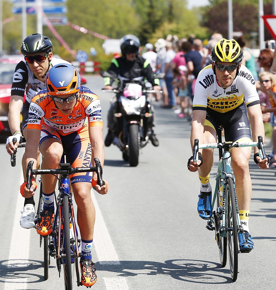 The stage 2 breakaway