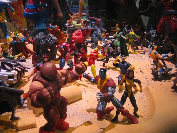 Stunning Marvel diorama looks like that awesome scene you could never ...