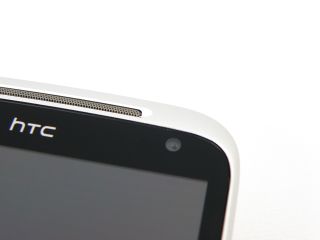 HTC chacha hands-on top corner