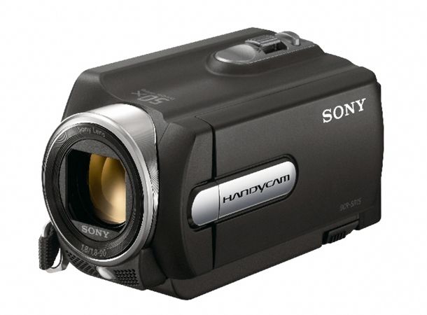 Sony officially launches two new Handycam camcorders