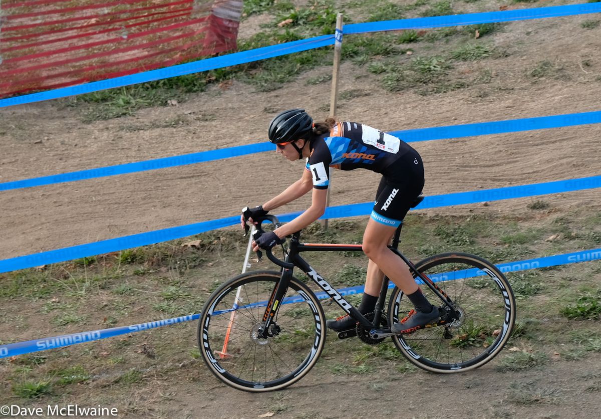 Helen Wyman (Kona) rode the last half of the race alone.