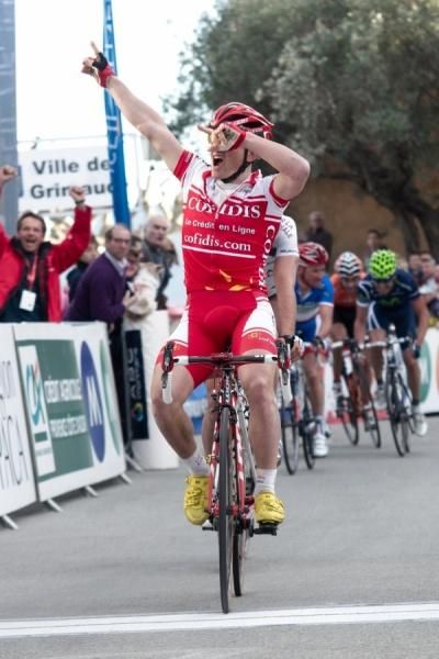 Samuel Dumoulin celebrates his stage win.