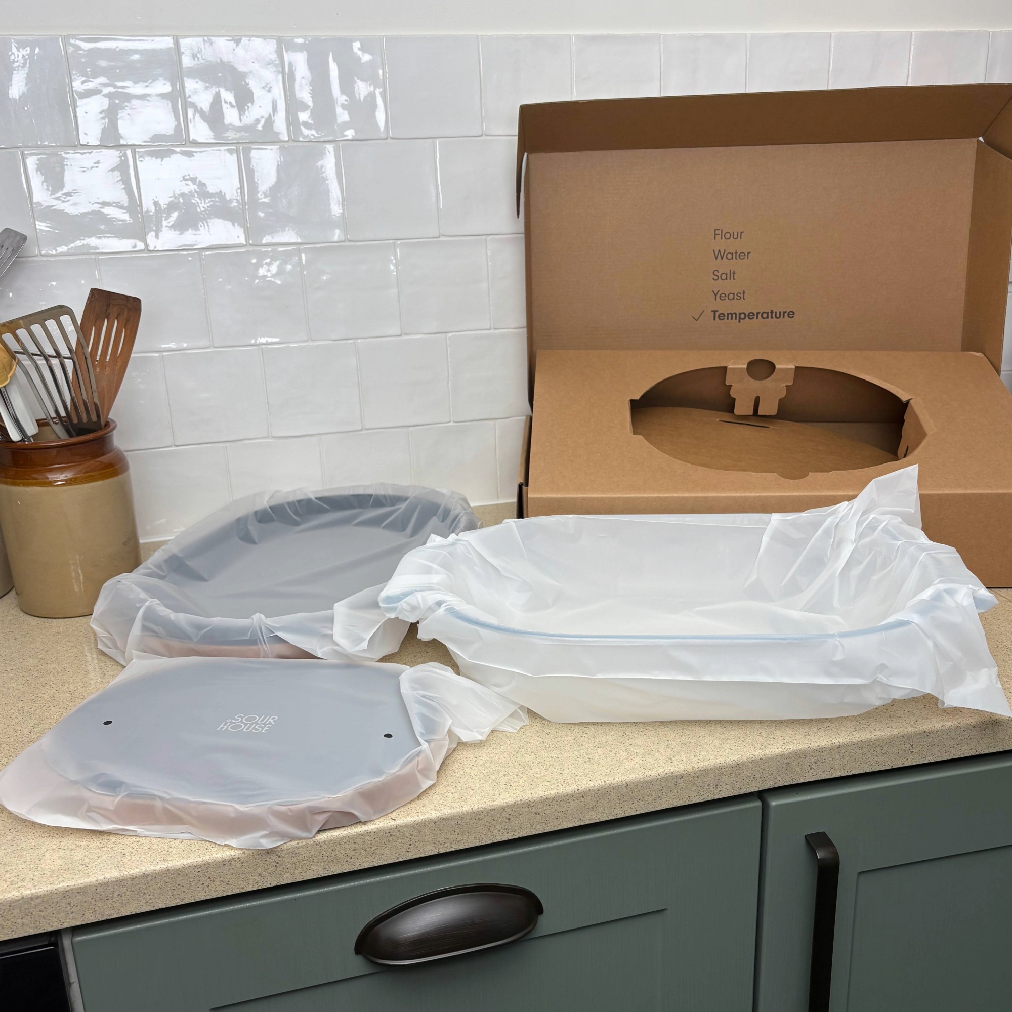 Testing the DoughBed by SourHouse sourdough keeper